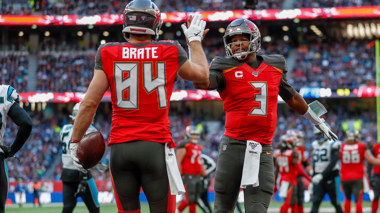 Mariota already benched with Winston looking to bounce back